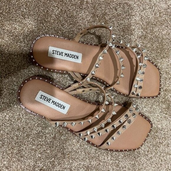 Steve Madden Skyler Studded Faux Leather Sandals Size 6.5 - Picture 2 of 5